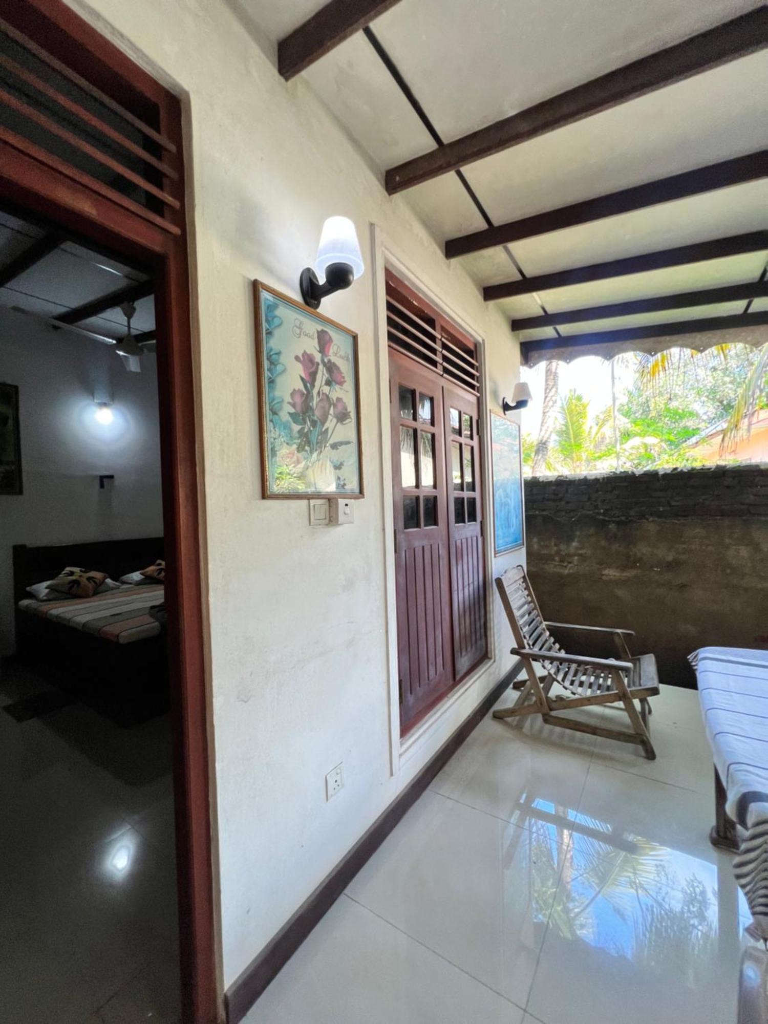 Sylvester Villa Hostel Negombo Extérieur photo