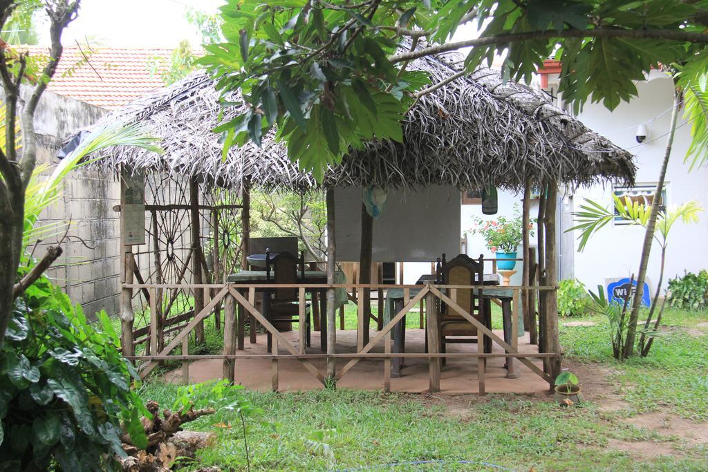 Sylvester Villa Hostel Negombo Extérieur photo